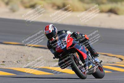 media/Oct-08-2022-SoCal Trackdays (Sat) [[1fc3beec89]]/Turn 10 (945am)/